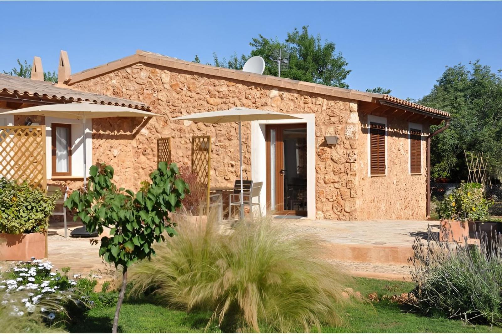 Yourhouse Porreti La Conillera Lloret de Vistalegre